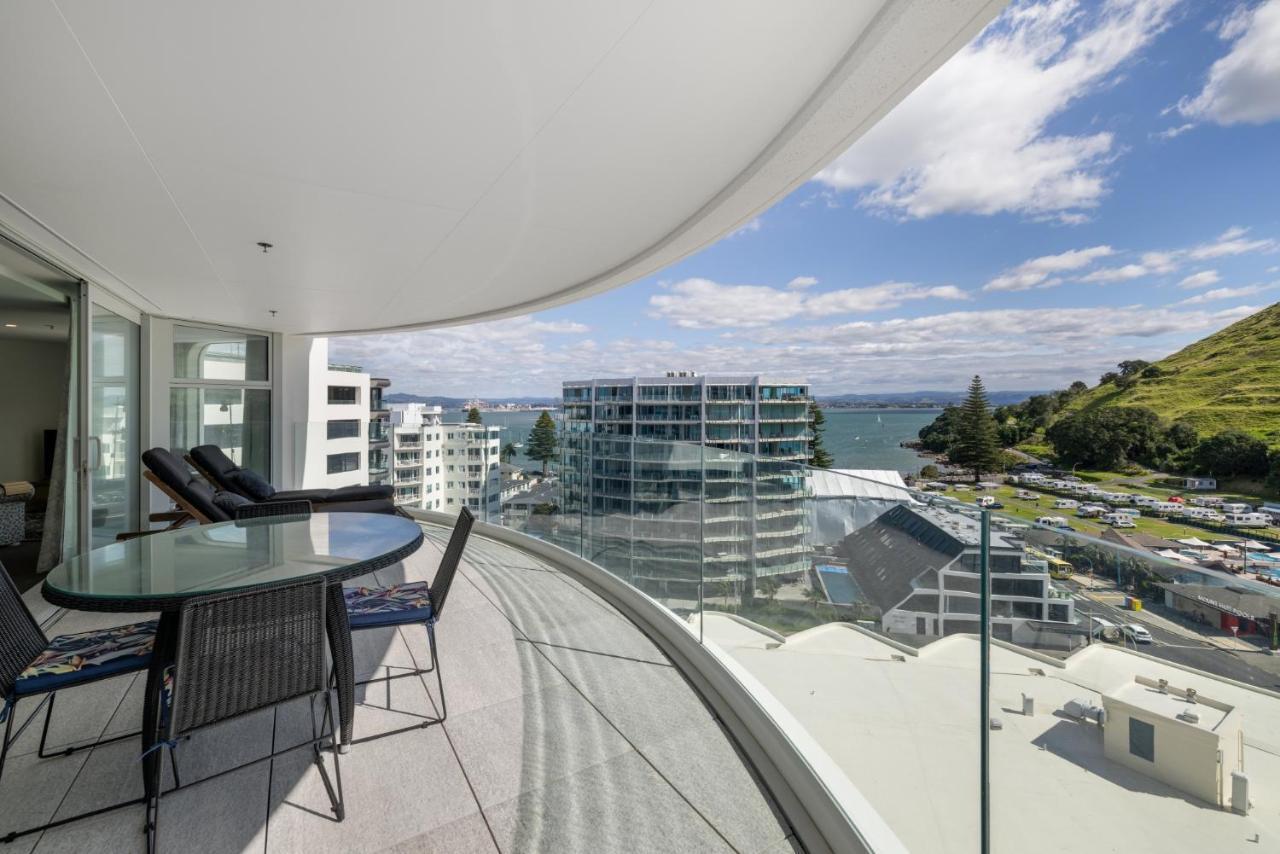 Oceanside Apartment With Iconic Views Mount Maunganui Exteriör bild