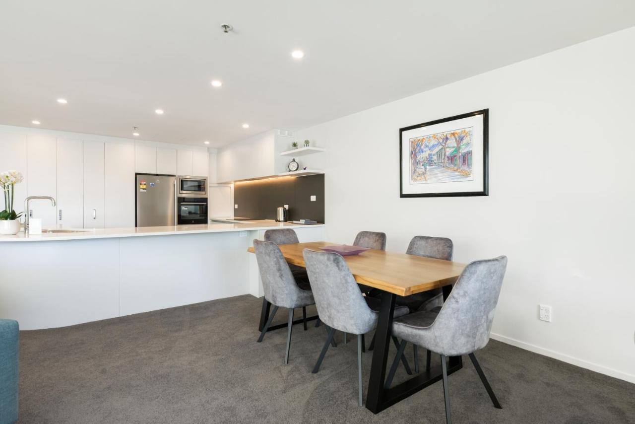Oceanside Apartment With Iconic Views Mount Maunganui Exteriör bild