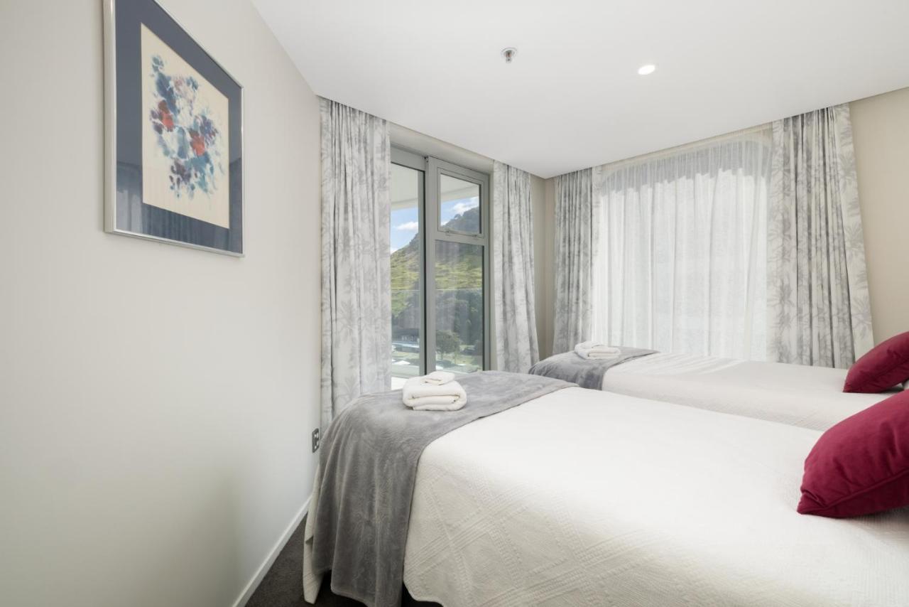 Oceanside Apartment With Iconic Views Mount Maunganui Exteriör bild
