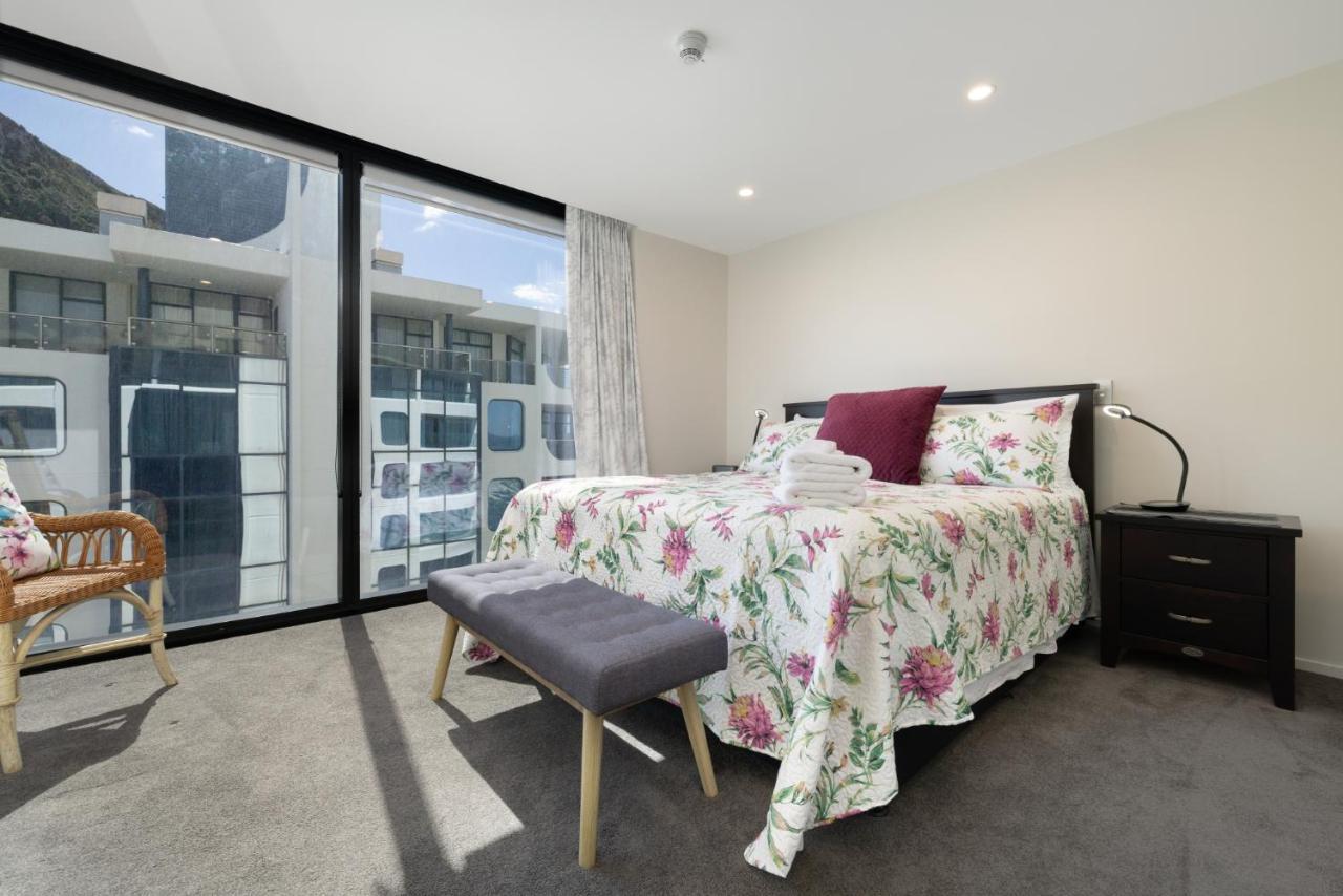 Oceanside Apartment With Iconic Views Mount Maunganui Exteriör bild
